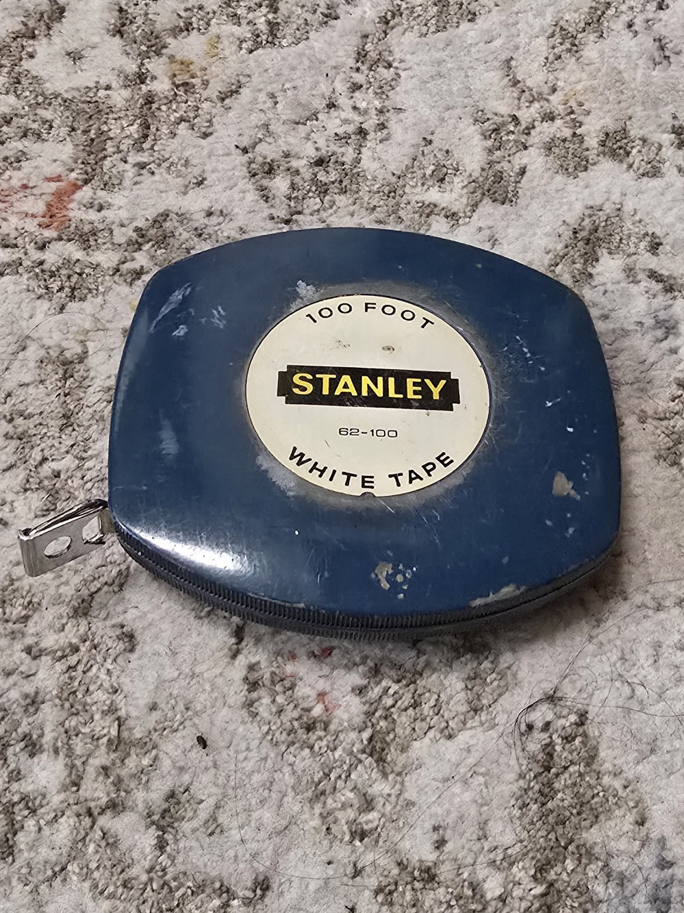 Stanley 100-Foot White Tape Measure - Blue Case